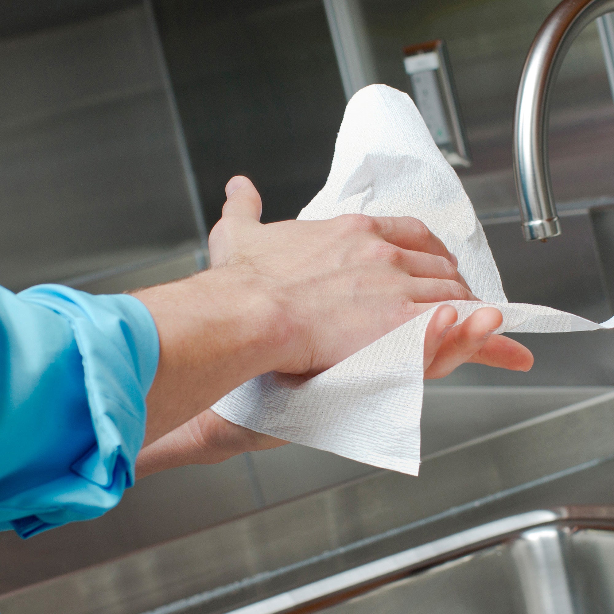Wholesale Scott Paper Towels: Discounts on Scott Control Slimroll Hard Roll Paper Towels KCC12388