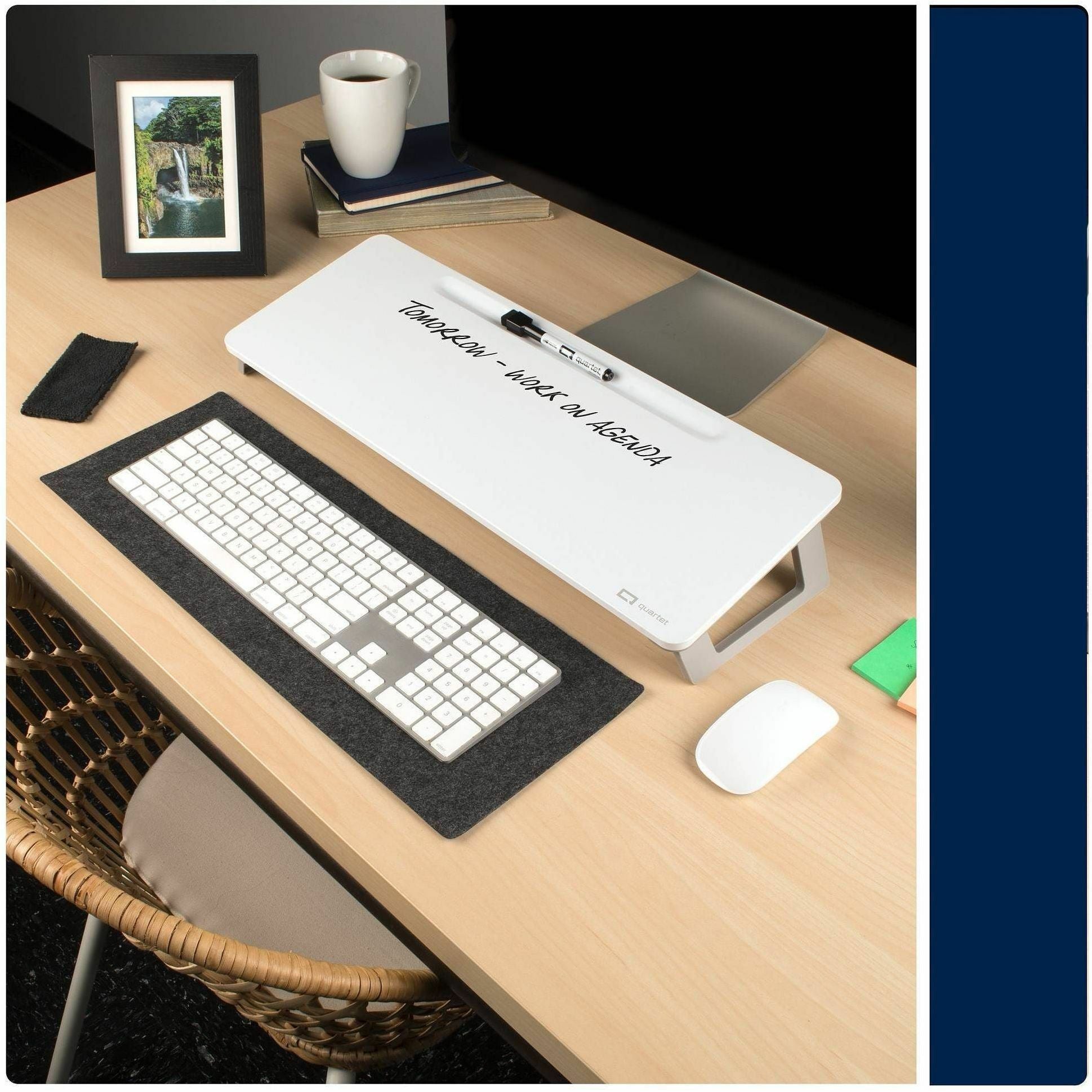 Quartet Dry-Erase Desktop Computer Pad