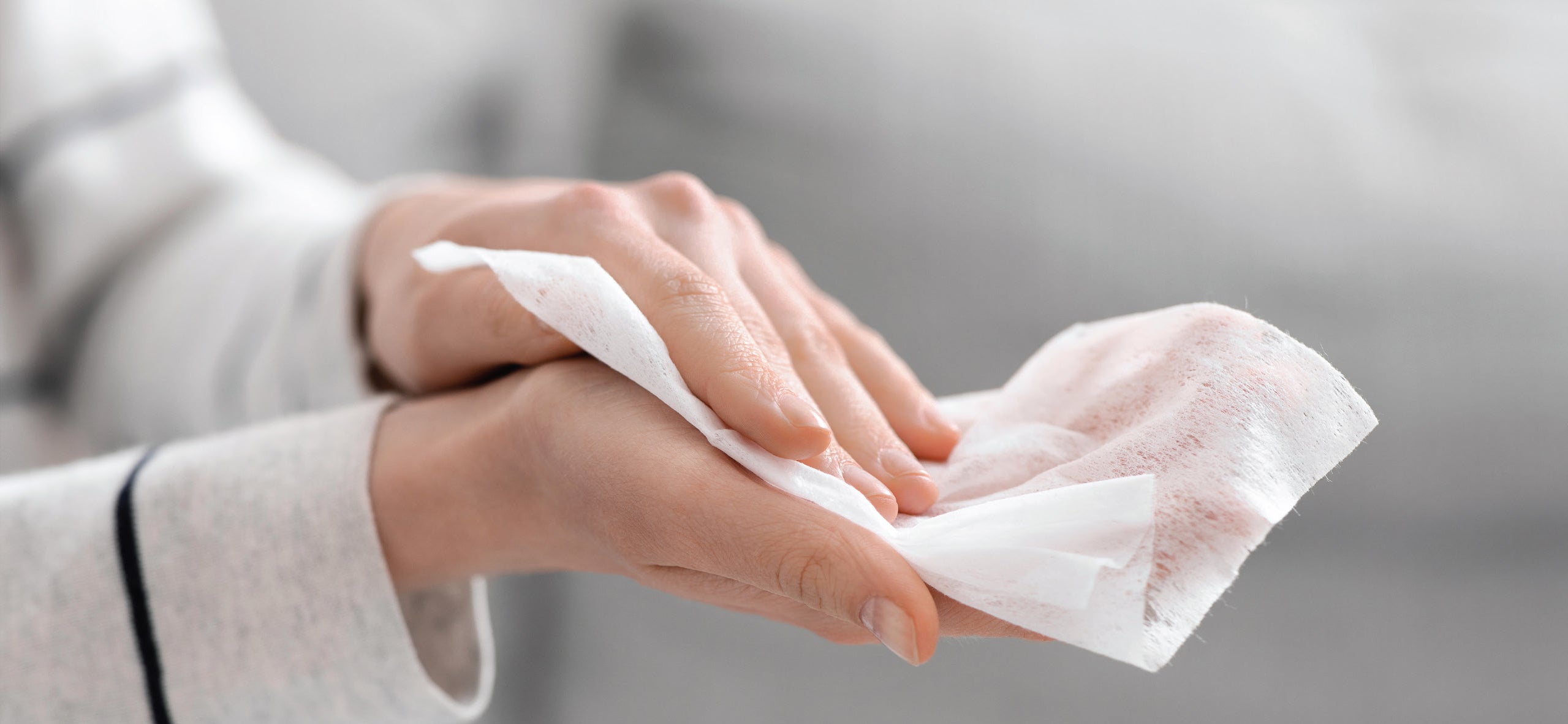 Wipesplus 800 Count Hand Sanitizing Alcohol Free Wipes, Refill Bag 4 per case - White - 37302